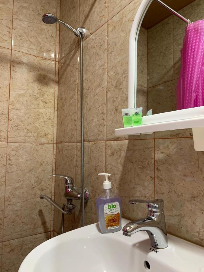 Hotel Kakhaberi Tetritskaro Eksteriør billede